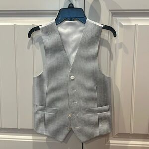 Boys size 10 seersucker vest